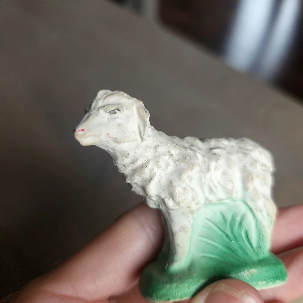 Vintage 1950s Plaster Nativity Sheep Lamb Figure 2.5